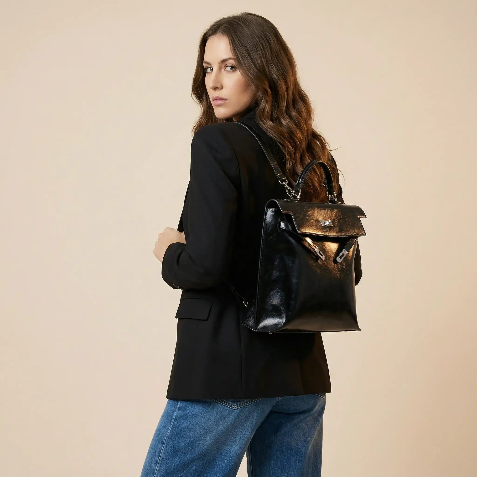 Mochila Feminina Hellen - Couro legítimo