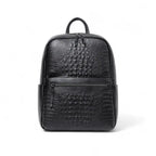 Mochila de couro legítimo preta Aligator, elegante, resistente e versátil para trabalho ou lazer.